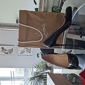 Christian Louboutin 👠 heels